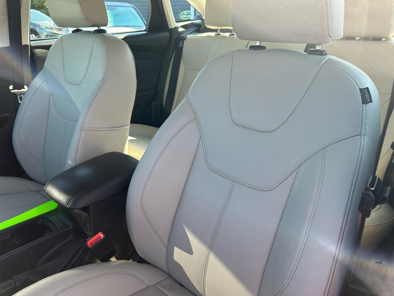 Ford Focus Titanium Sedan 2017