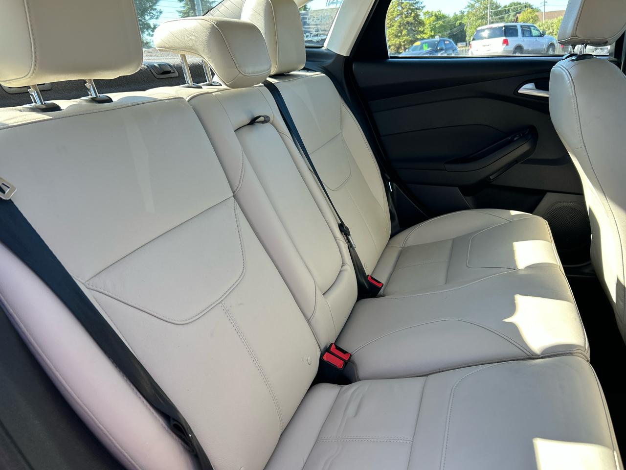 Ford Focus Titanium Sedan 2017