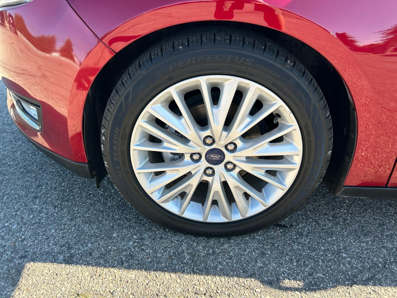 Ford Focus Titanium Sedan 2017