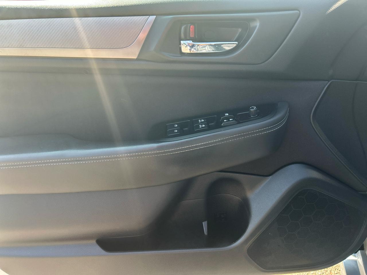 Subaru Legacy 2.5i Premium 2015