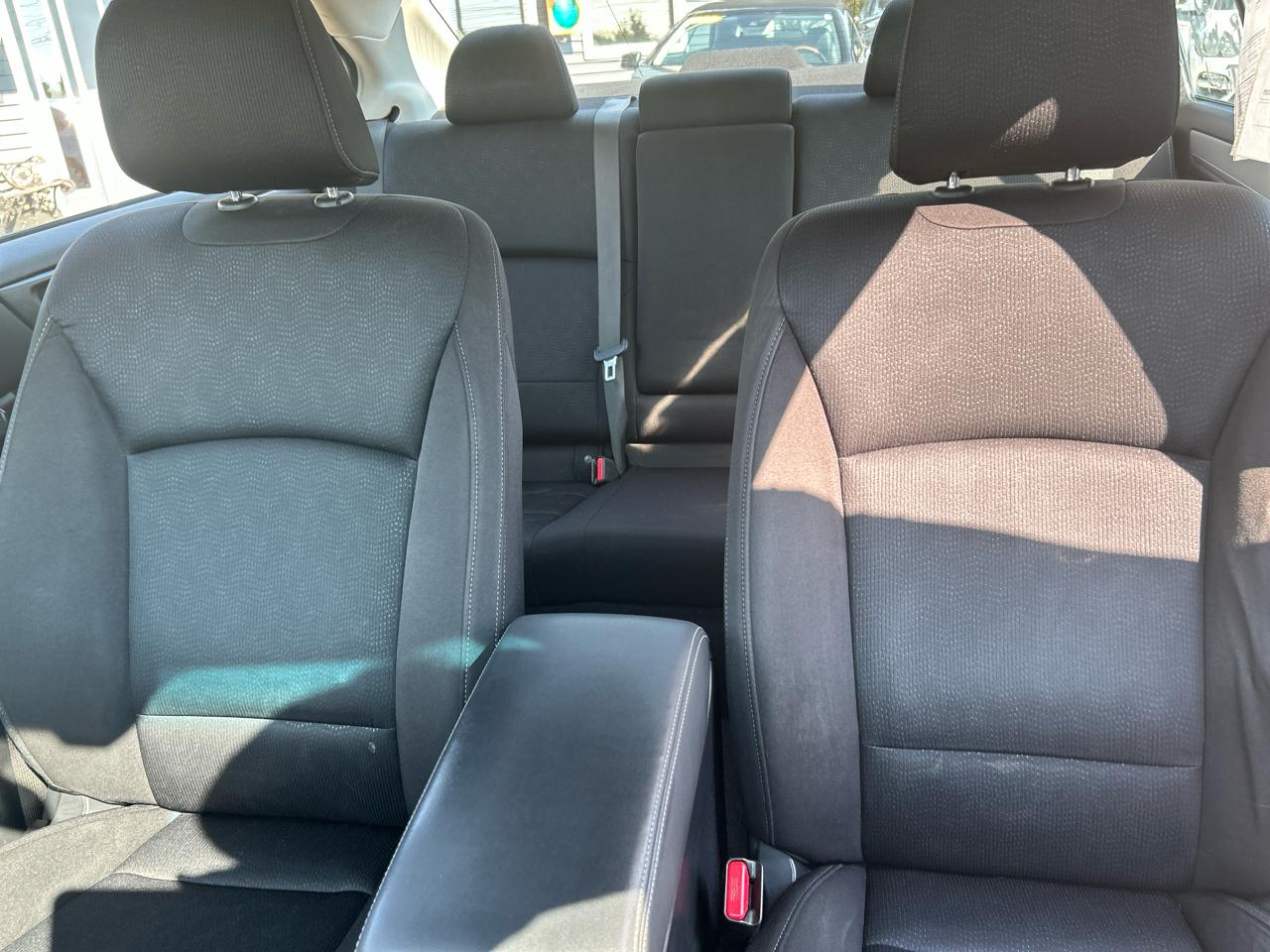 Subaru Legacy 2.5i Premium 2015