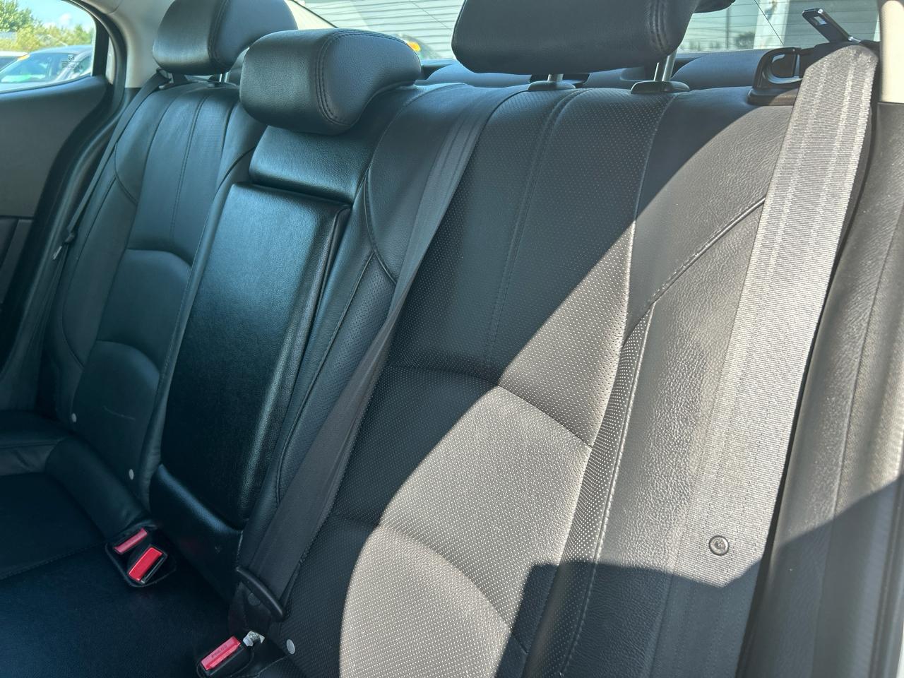 Mazda MAZDA3 s Grand Touring AT 5-Door 2017