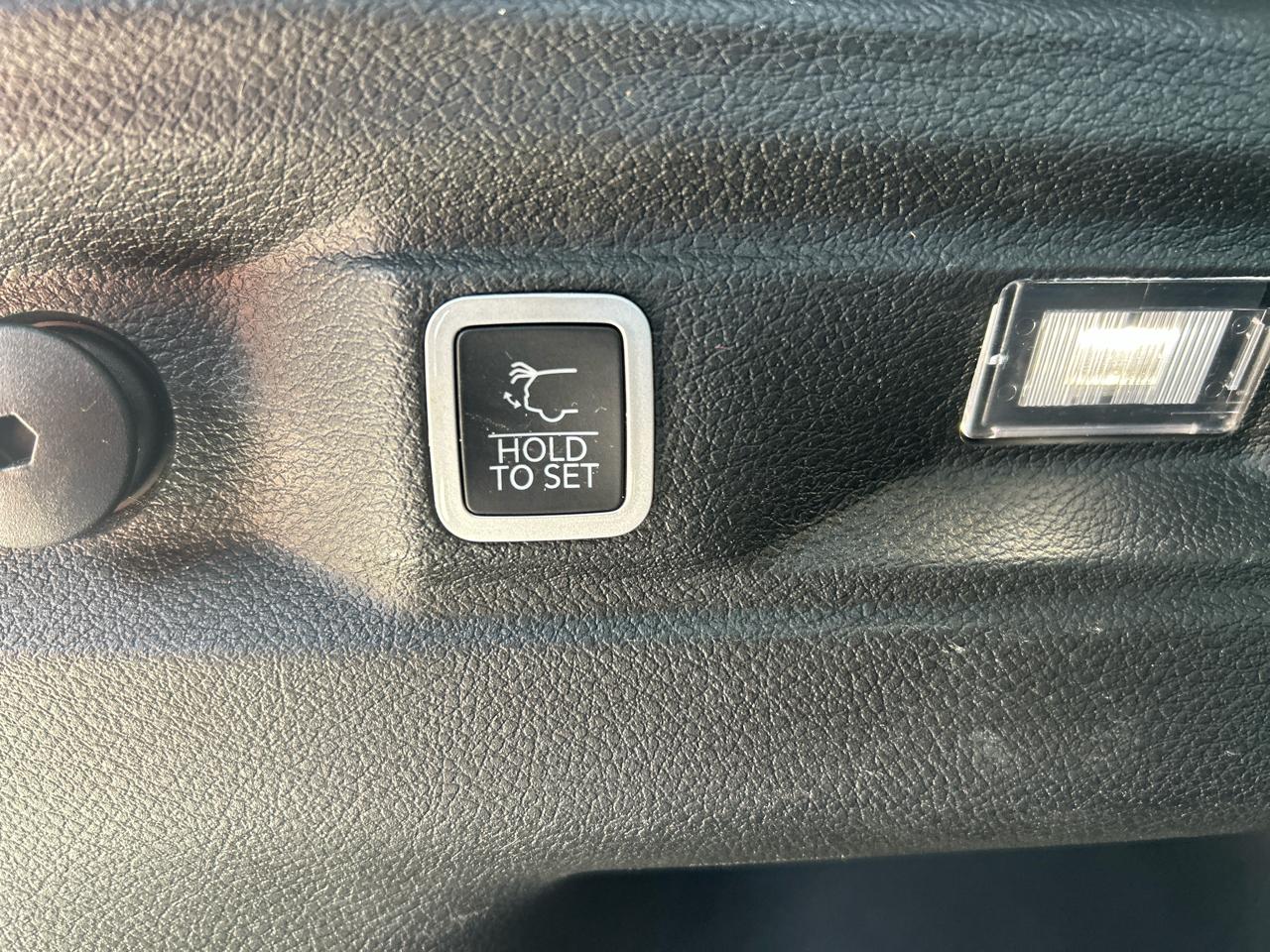 Jeep Grand Cherokee L Limited 4WD 2023
