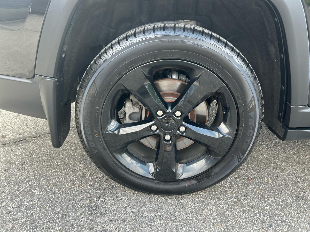 Jeep Grand Cherokee L Limited 4WD 2023