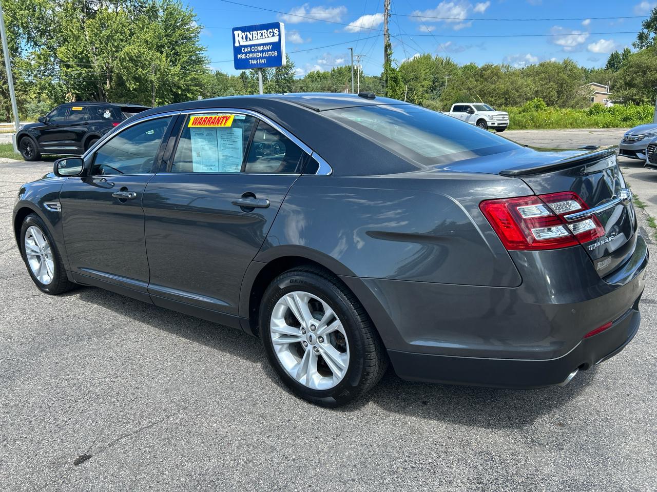 Ford Taurus SEL AWD 2018