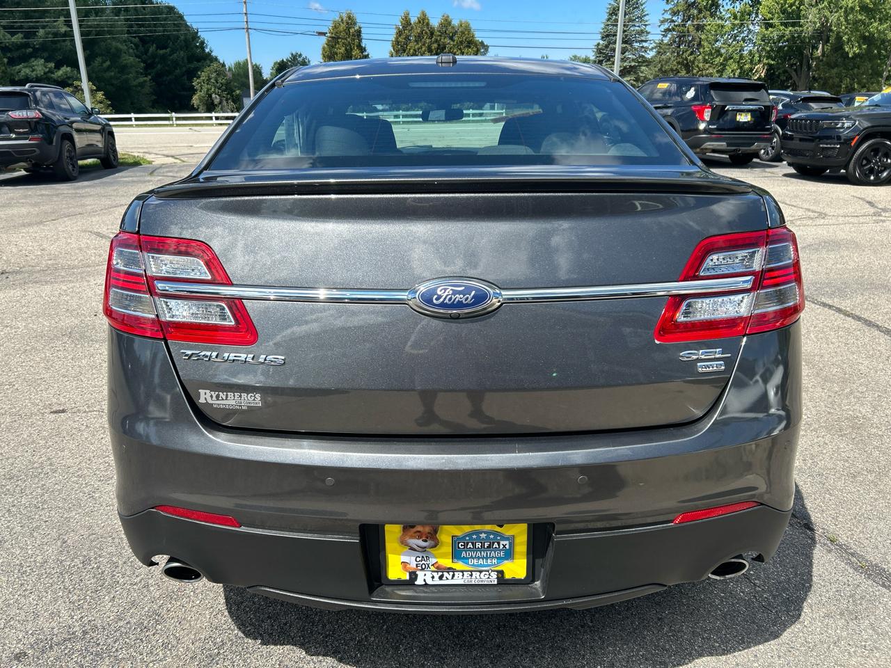Ford Taurus SEL AWD 2018