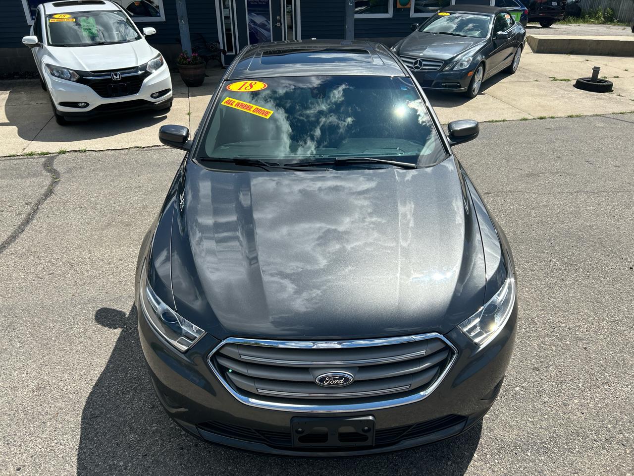 Ford Taurus SEL AWD 2018