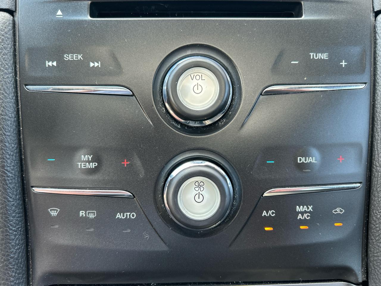Ford Taurus SEL AWD 2018