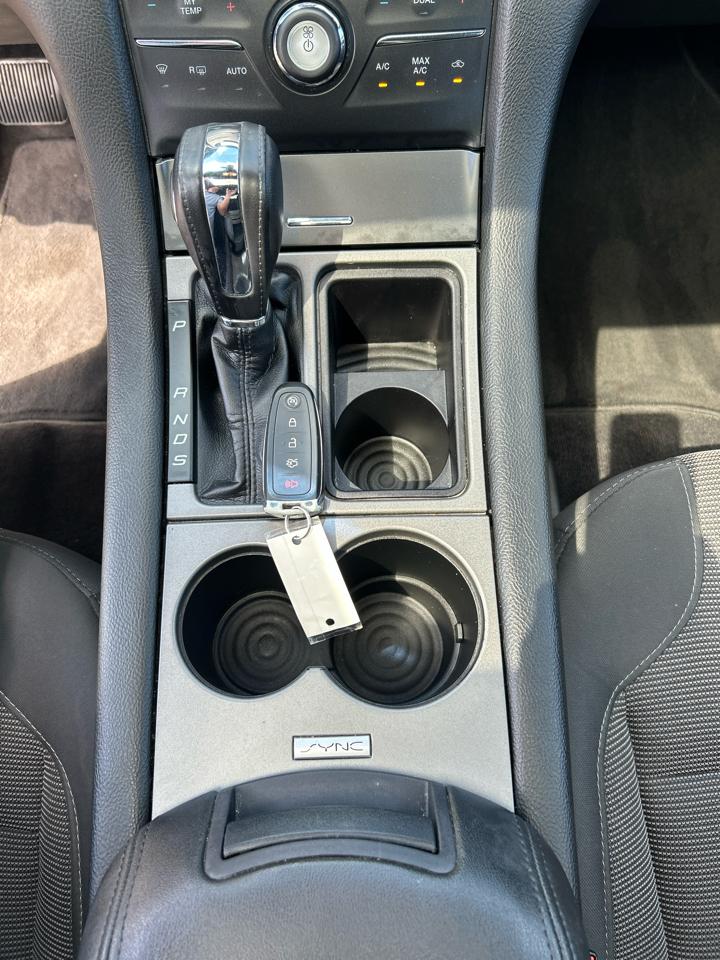 Ford Taurus SEL AWD 2018