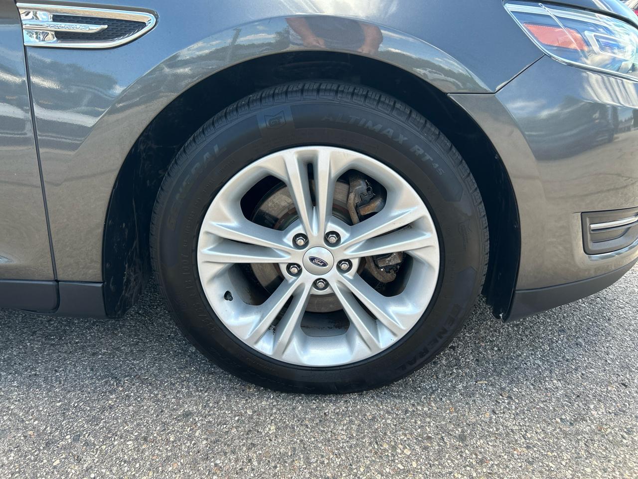 Ford Taurus SEL AWD 2018