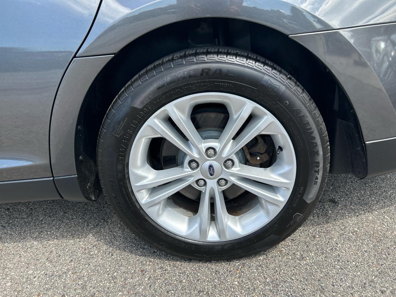 Ford Taurus SEL AWD 2018