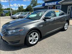 2018 Ford Taurus 