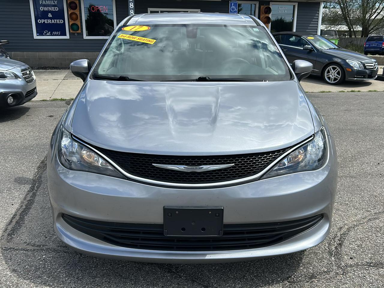 Chrysler Pacifica Touring FWD 2017