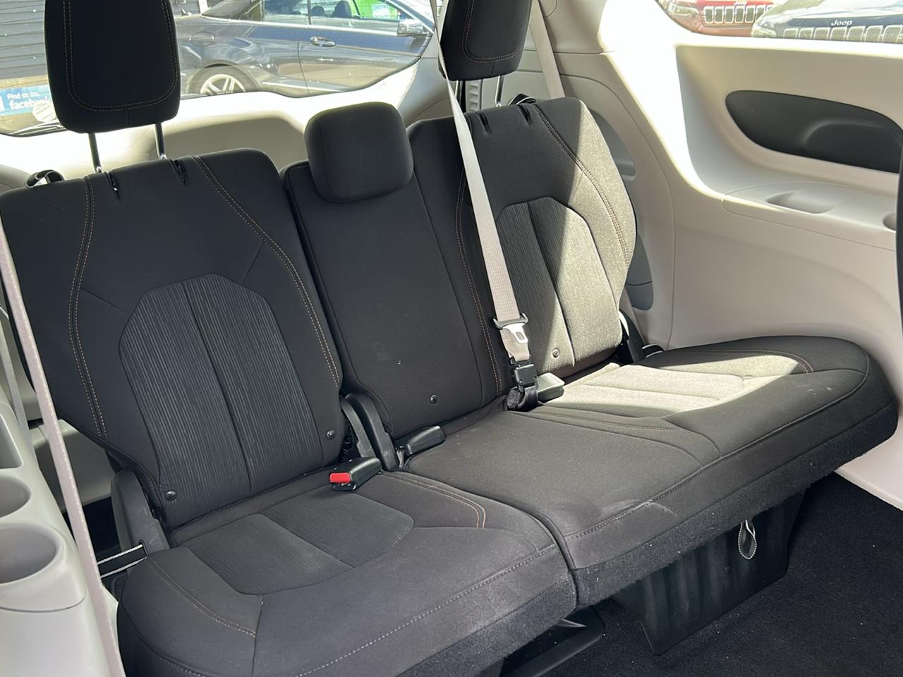 Chrysler Pacifica Touring FWD 2017