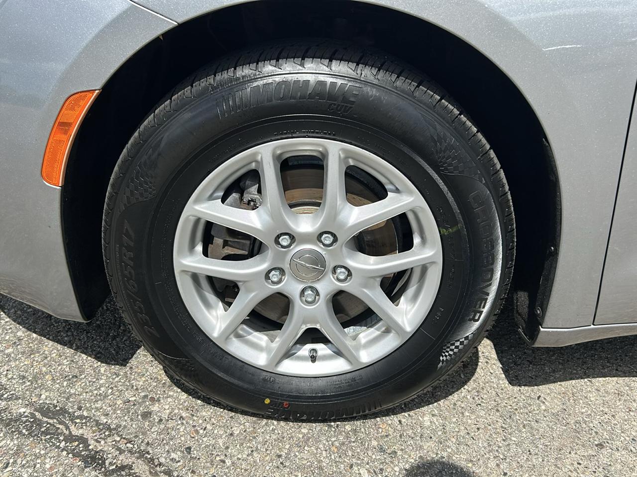 Chrysler Pacifica Touring FWD 2017