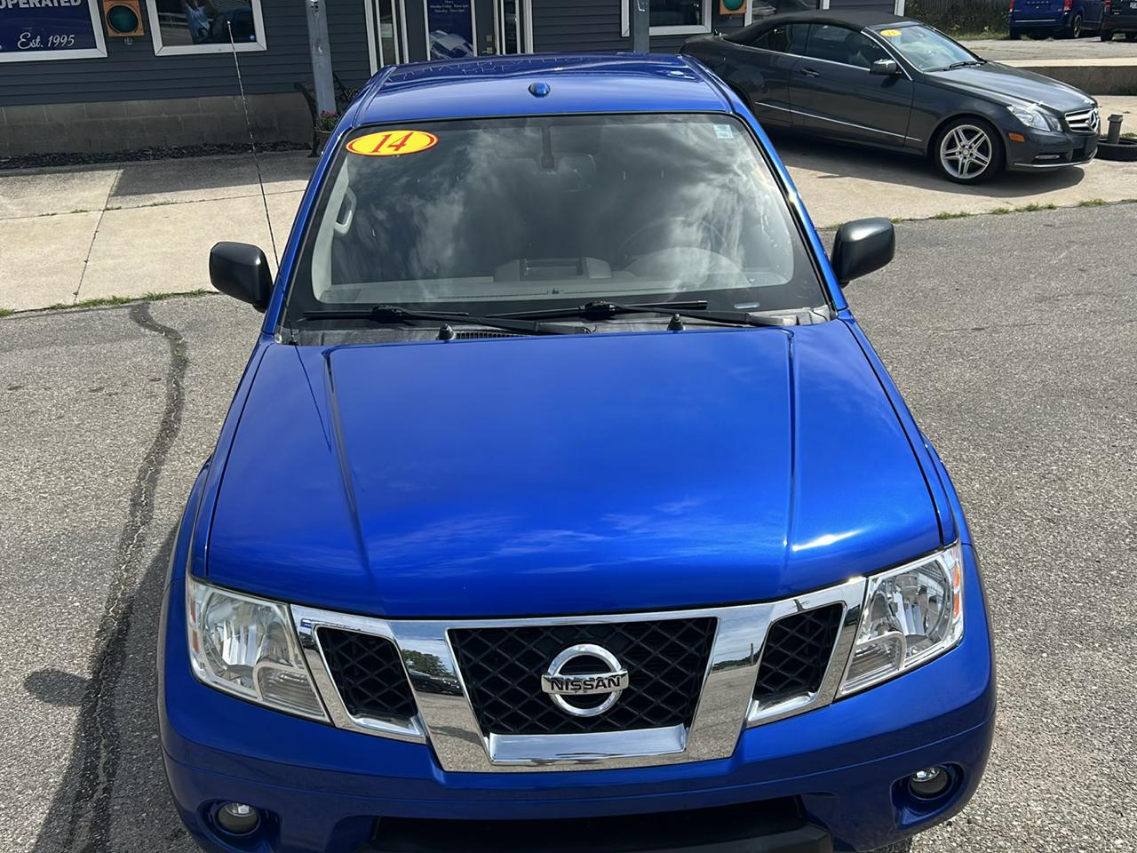 Nissan Frontier 4WD King Cab Auto SV 2014