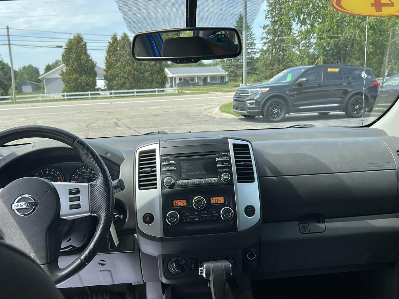 Nissan Frontier 4WD King Cab Auto SV 2014