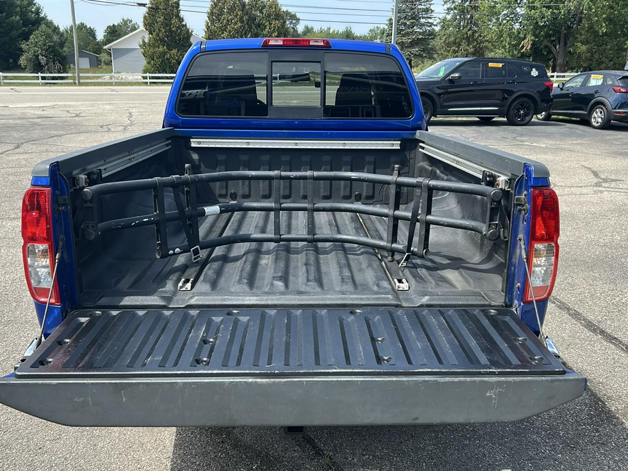 Nissan Frontier 4WD King Cab Auto SV 2014