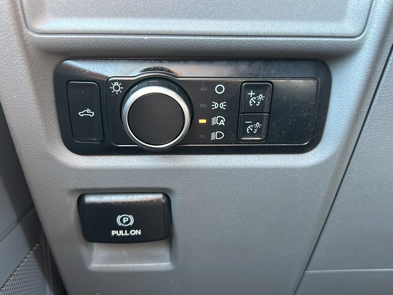 Ford F-150 XL 4WD SuperCrew 5.5' Box 2021