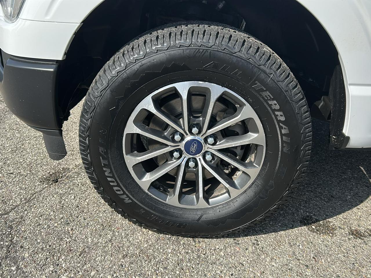 Ford F-150 XL 4WD SuperCrew 5.5' Box 2021