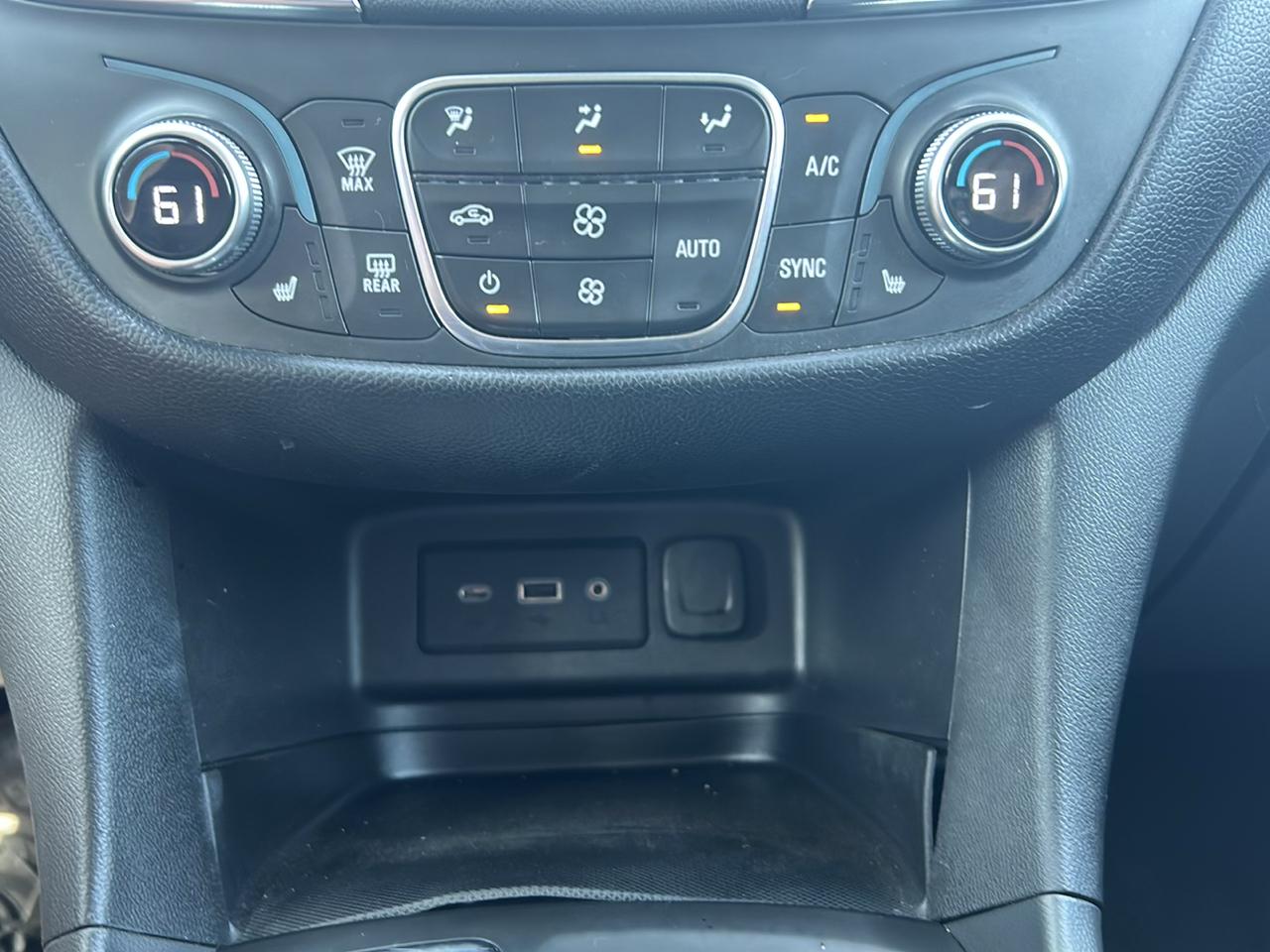 Chevrolet Equinox AWD 4dr LT w/1LT 2020