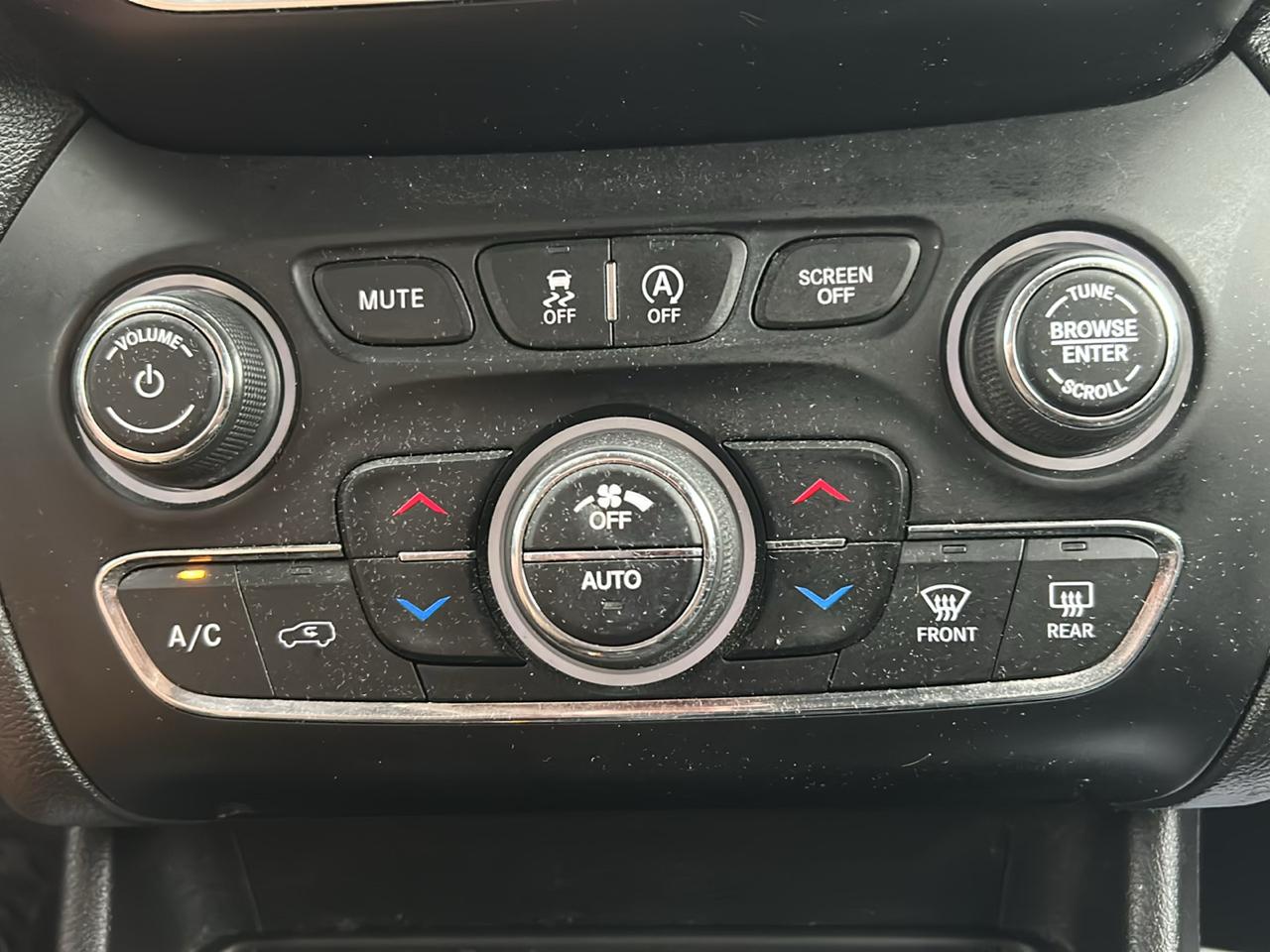 Jeep Cherokee Latitude Lux 4x4 2021