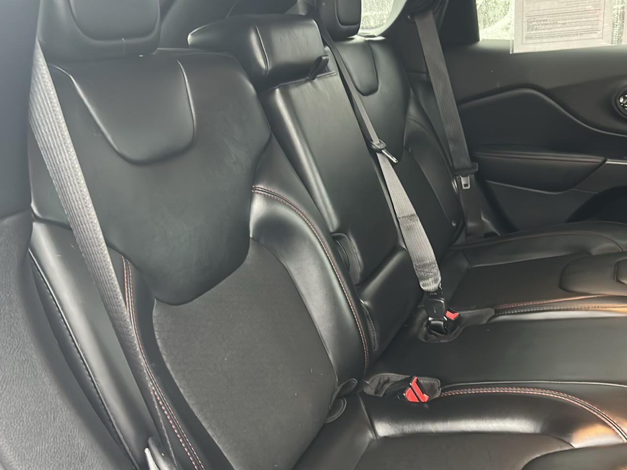 Jeep Cherokee Trailhawk 4x4 2019