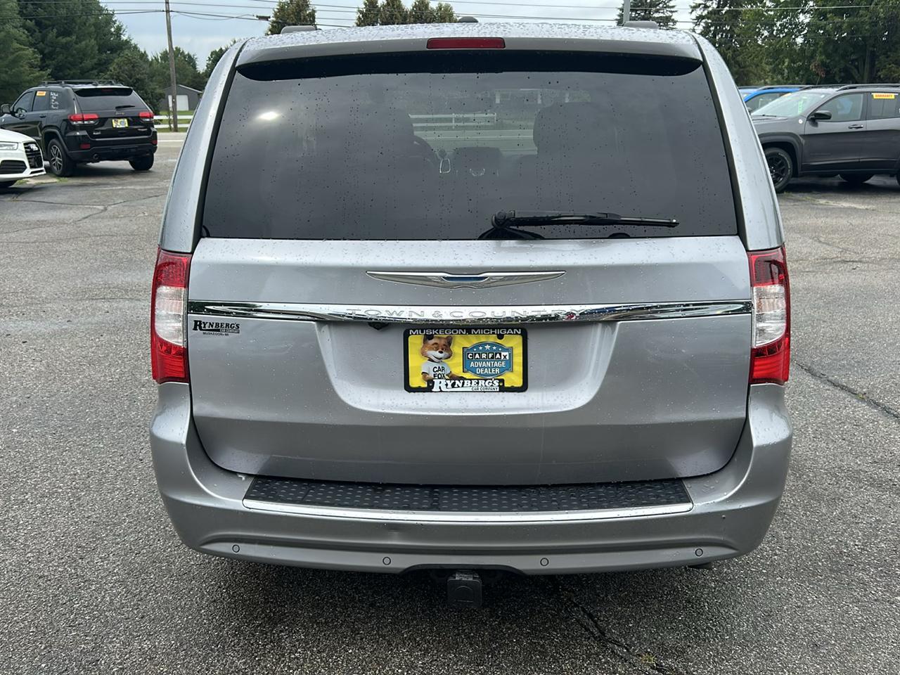 Chrysler Town & Country 4dr Wgn Touring-L 2016