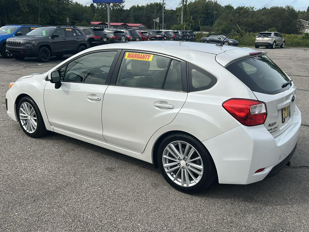 Subaru Impreza Wagon 5dr Auto 2.0i Premium 2013