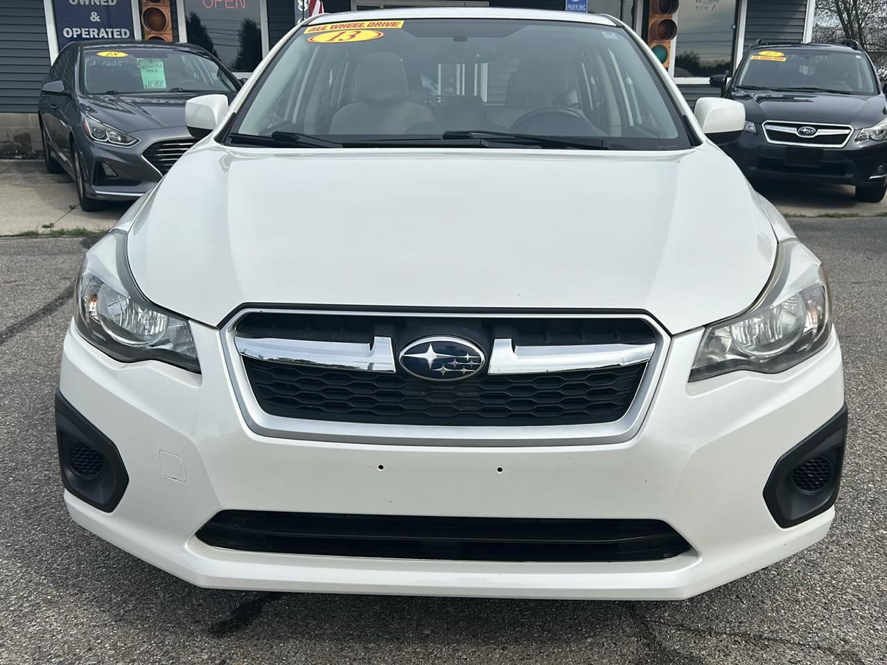 Subaru Impreza Wagon 5dr Auto 2.0i Premium 2013