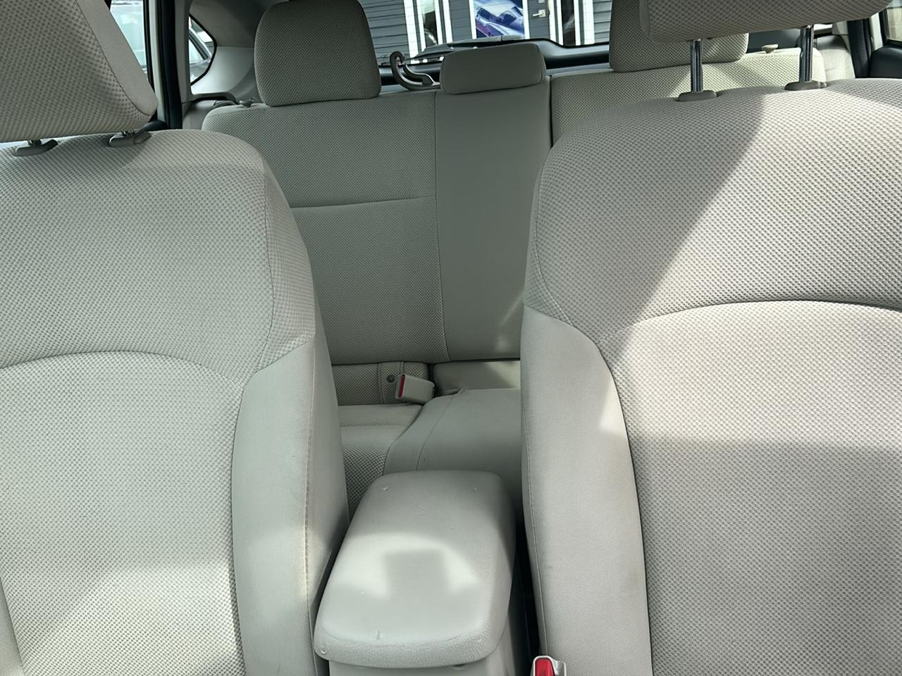Subaru Impreza Wagon 5dr Auto 2.0i Premium 2013
