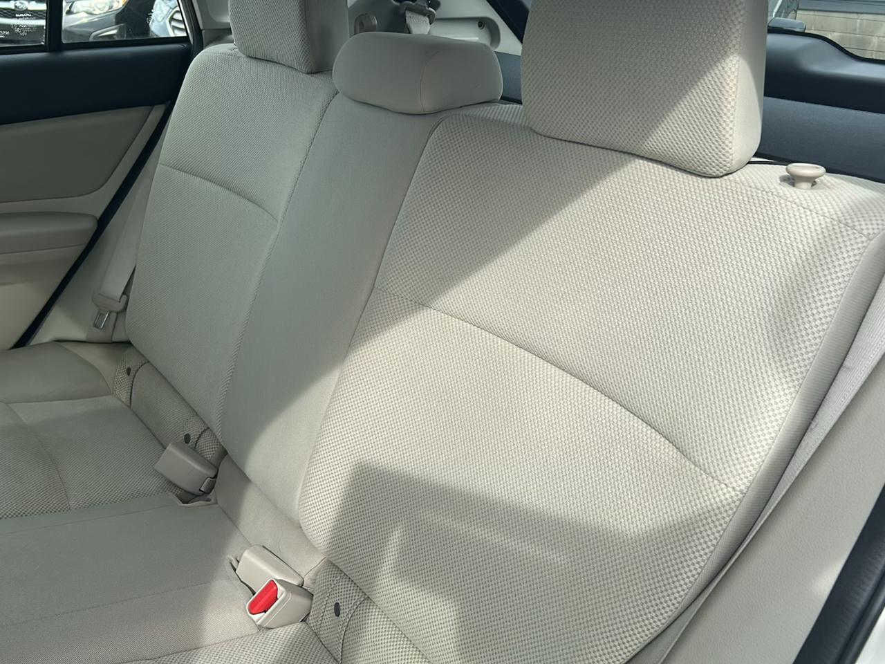 Subaru Impreza Wagon 5dr Auto 2.0i Premium 2013