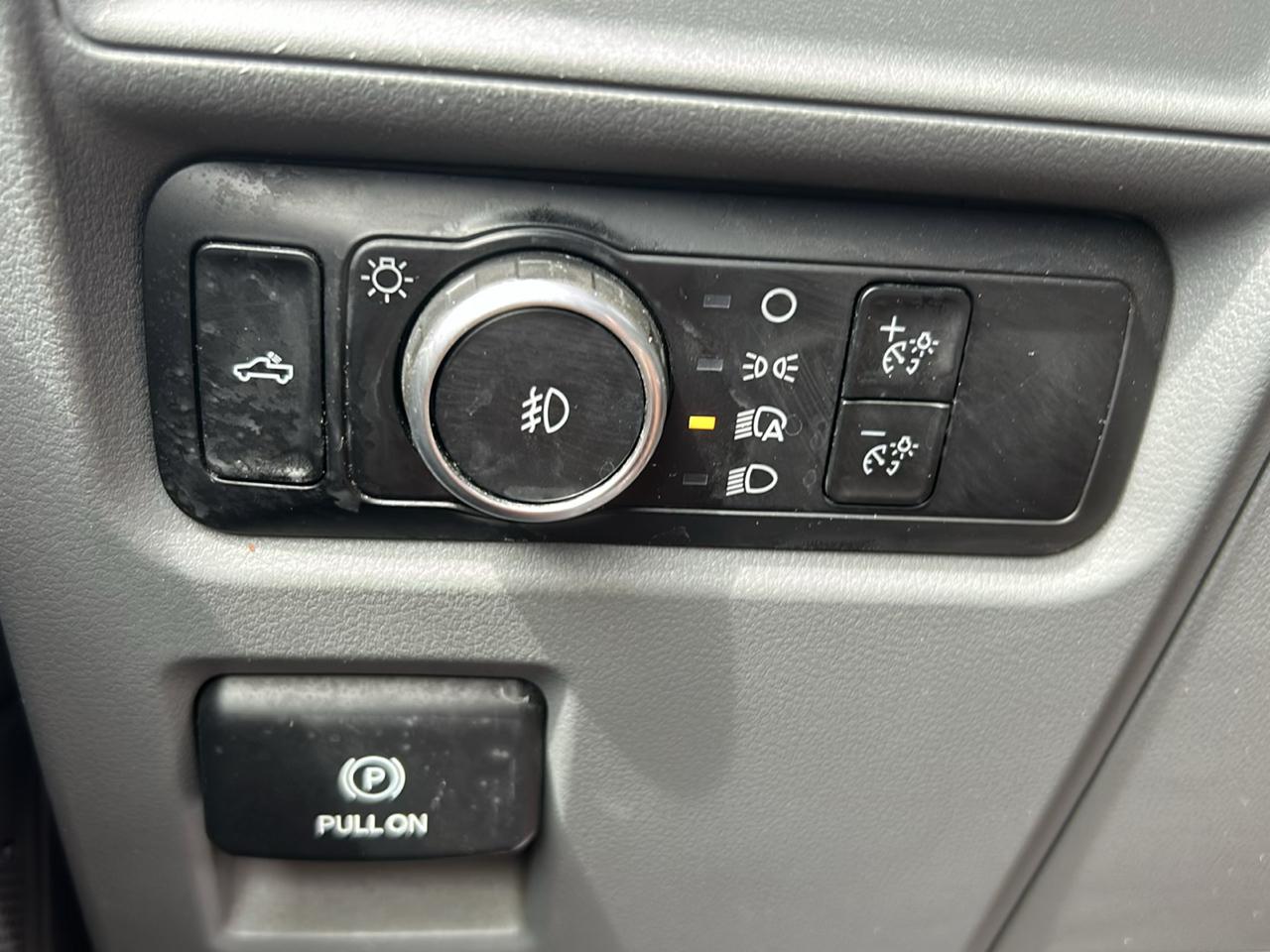 Ford F-150 4WD SuperCab 163" XLT 2023