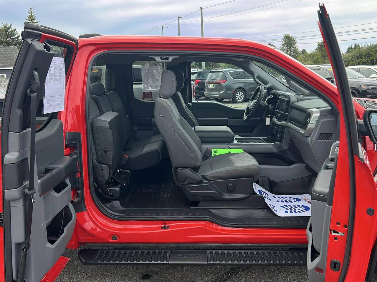 Ford F-150 4WD SuperCab 163" XLT 2023