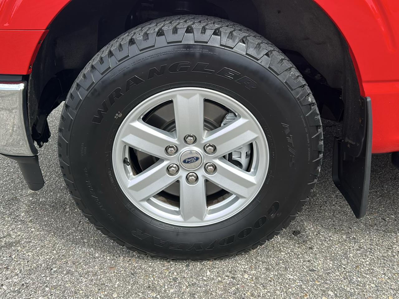 Ford F-150 4WD SuperCab 163" XLT 2023