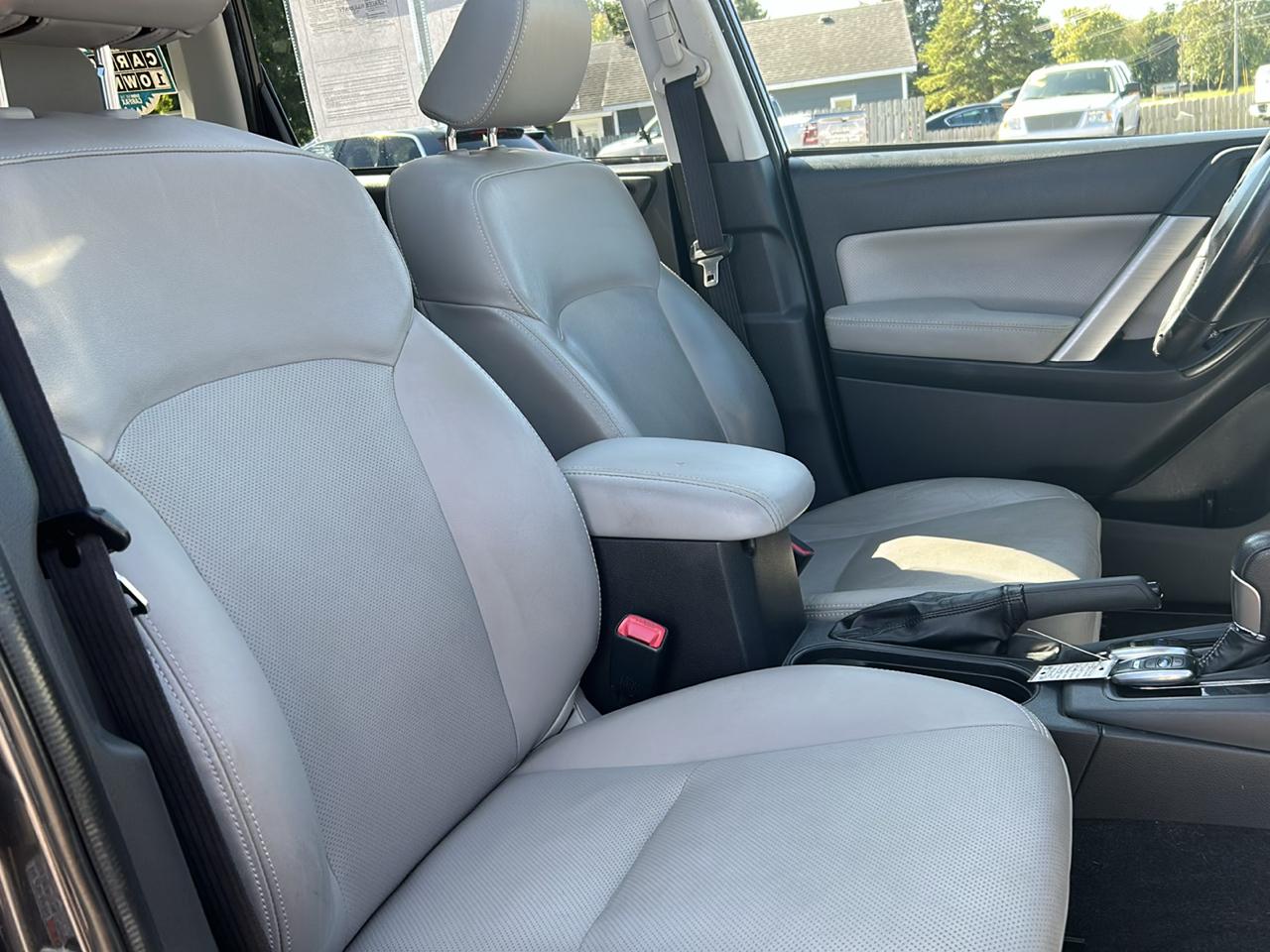 Subaru Forester 2.5i Touring 2016