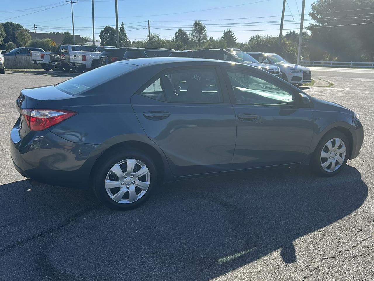 Toyota Corolla 4dr Sdn CVT LE Premium (Natl) 2014