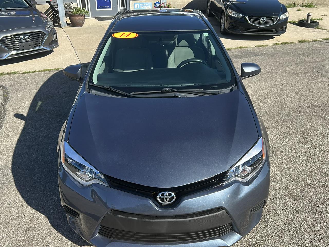 Toyota Corolla 4dr Sdn CVT LE Premium (Natl) 2014