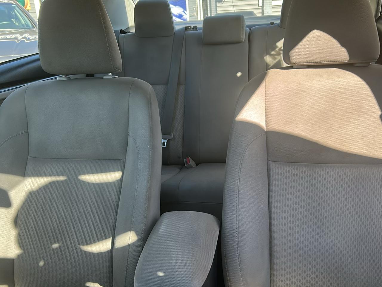 Toyota Corolla 4dr Sdn CVT LE Premium (Natl) 2014