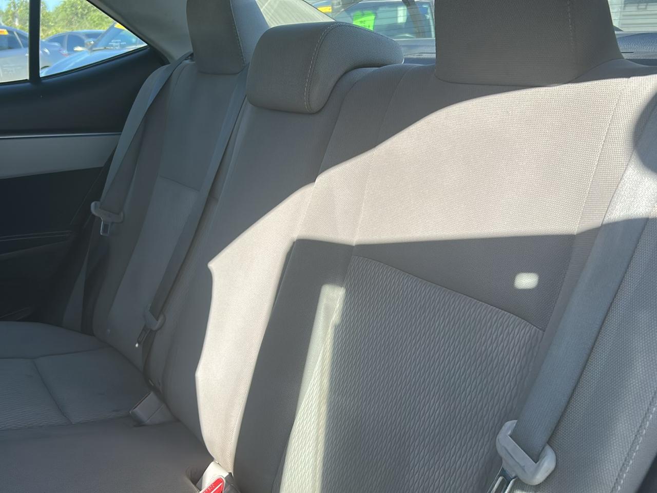 Toyota Corolla 4dr Sdn CVT LE Premium (Natl) 2014