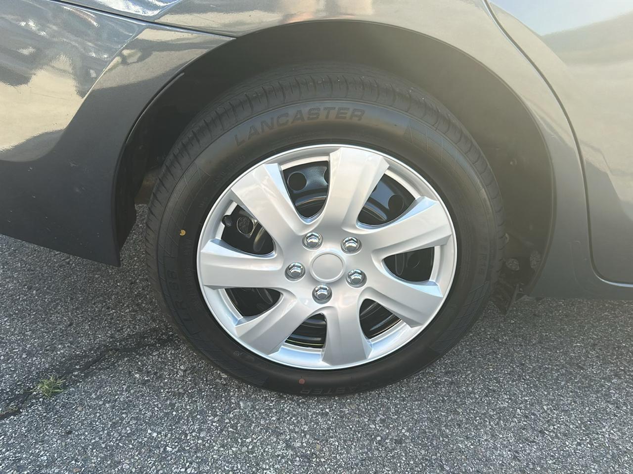 Toyota Corolla 4dr Sdn CVT LE Premium (Natl) 2014