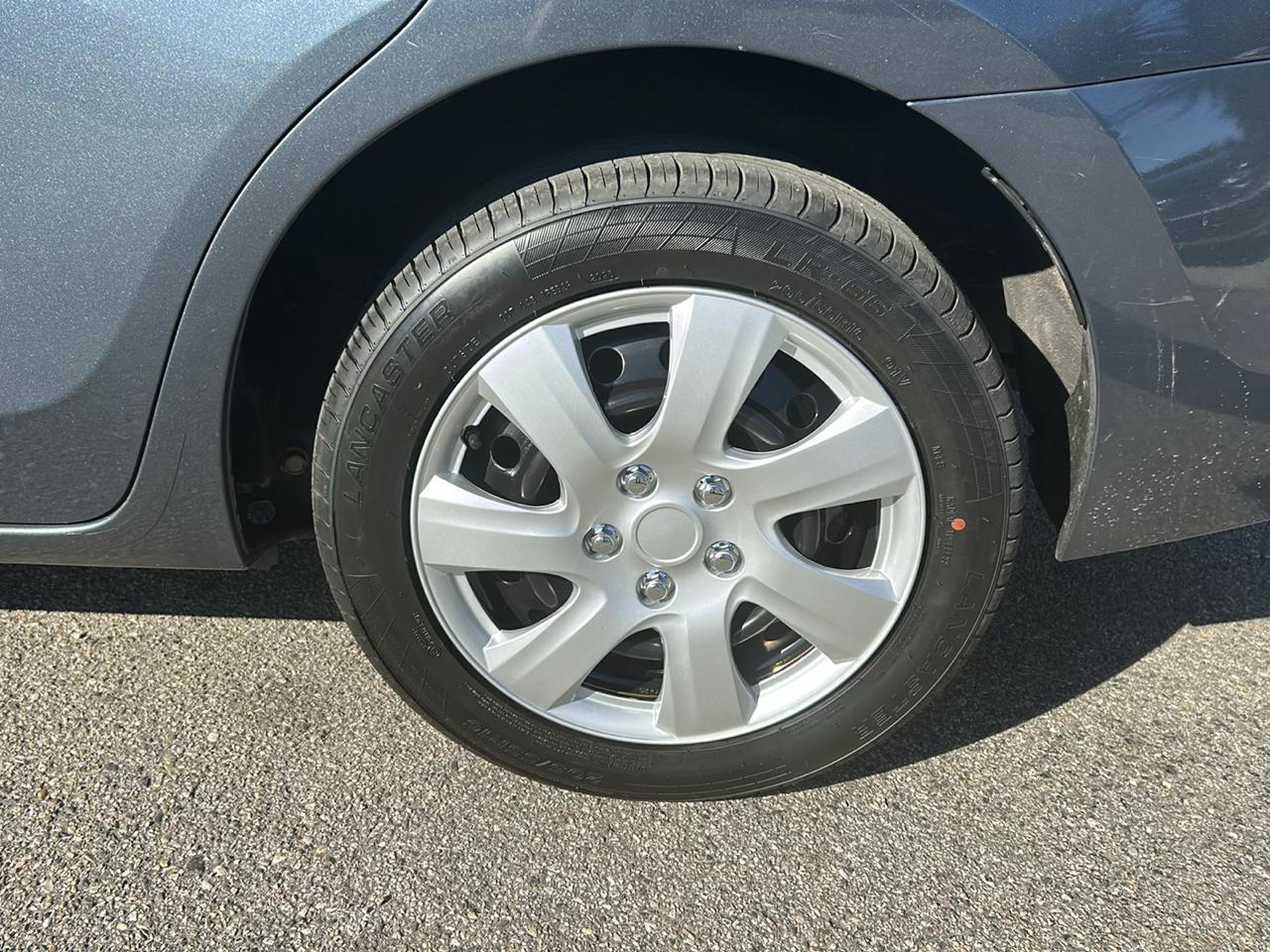 Toyota Corolla 4dr Sdn CVT LE Premium (Natl) 2014