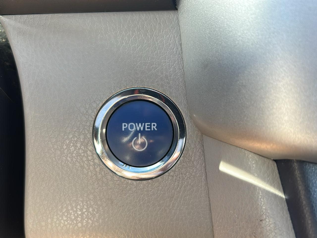 Toyota Highlander Hybrid AWD 4dr Limited (Natl) 2014