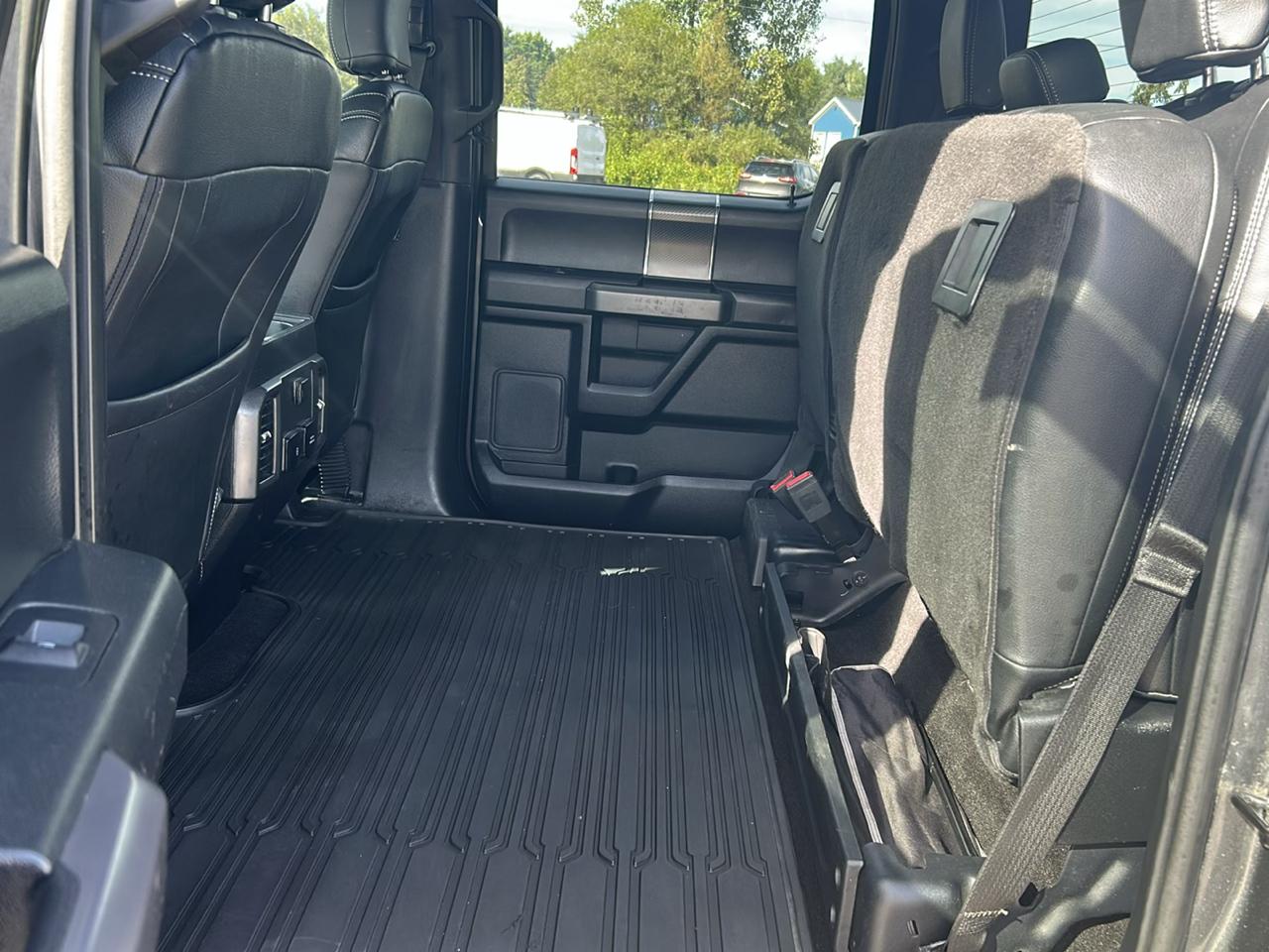 Ford F-150 4WD SuperCrew 157" XLT 2018