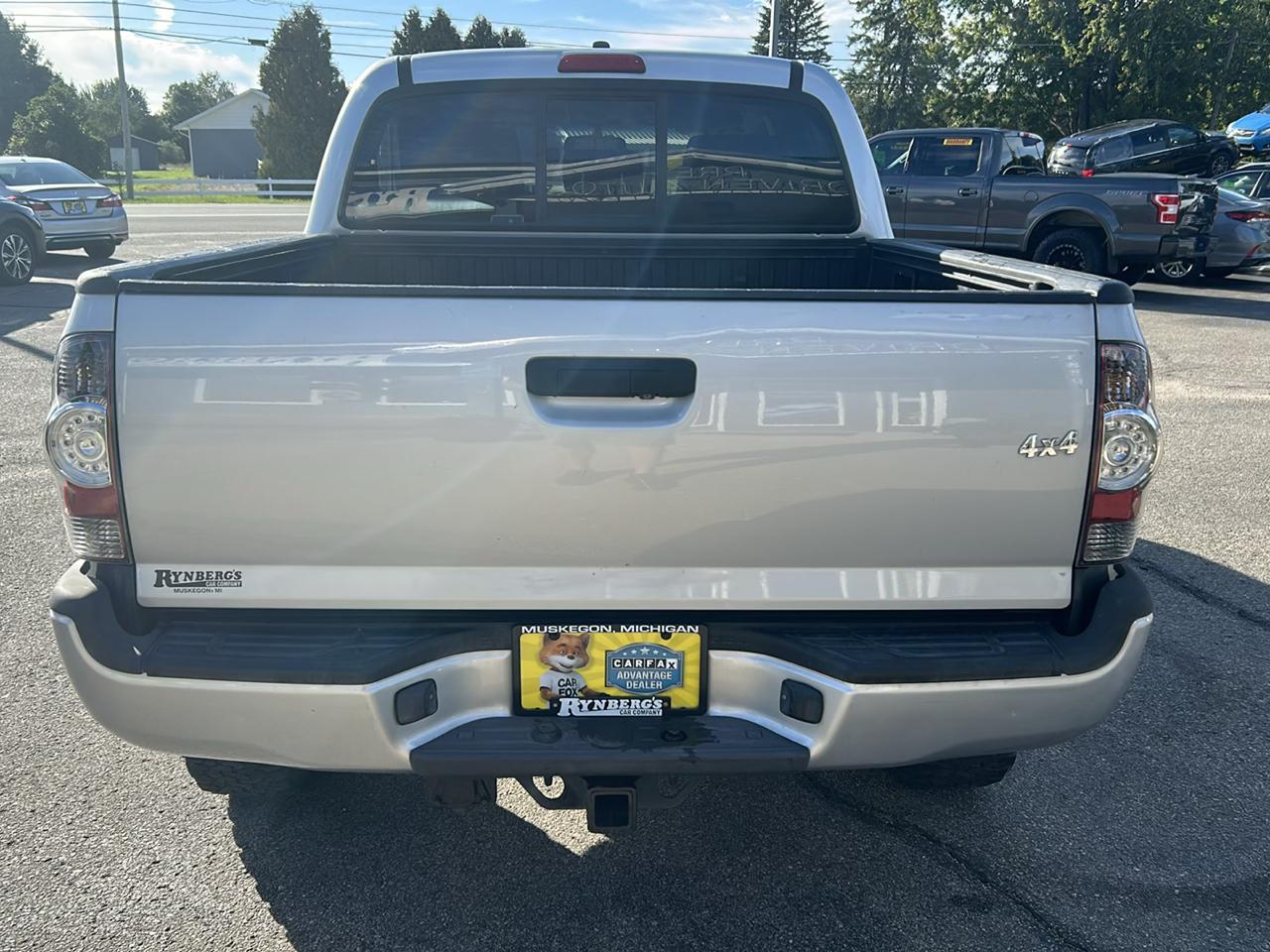 Toyota Tacoma 4WD Double V6 MT (Natl) 2011