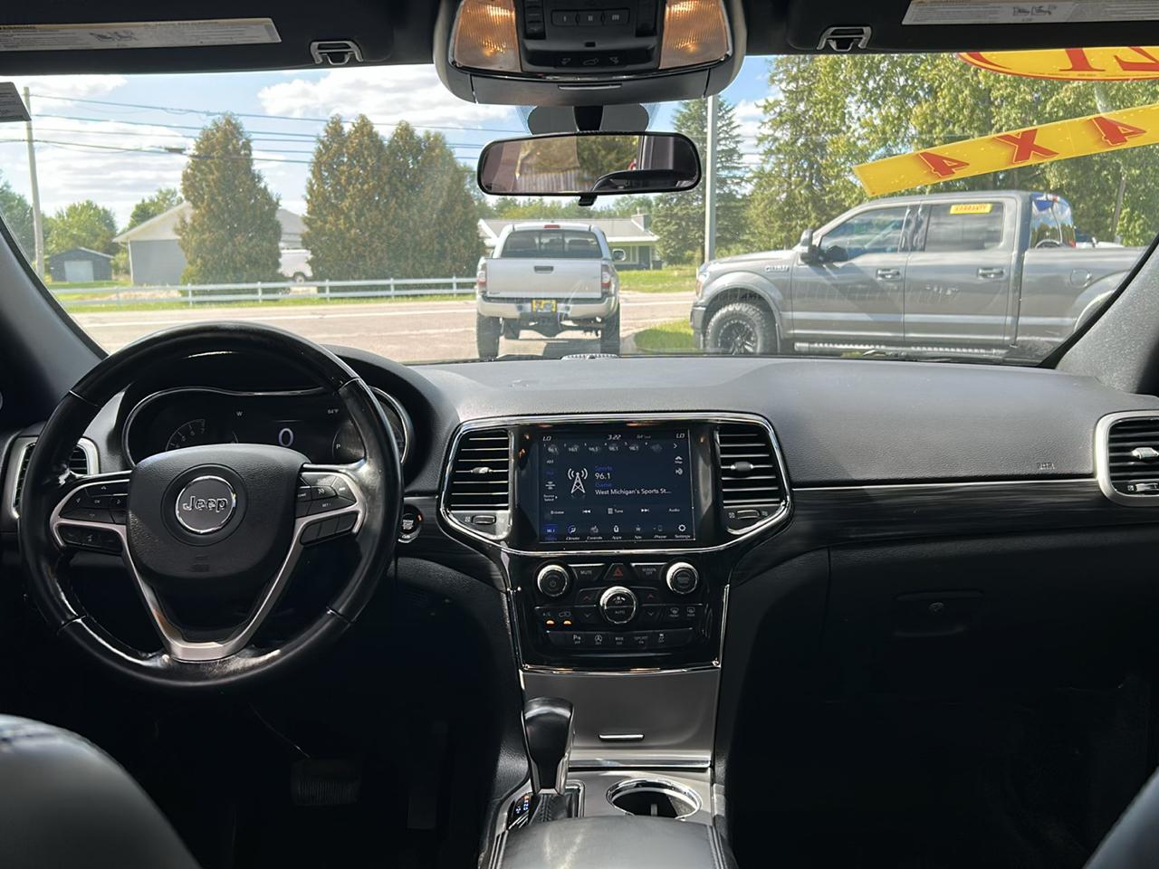 Jeep Grand Cherokee Laredo X 4x4 2021