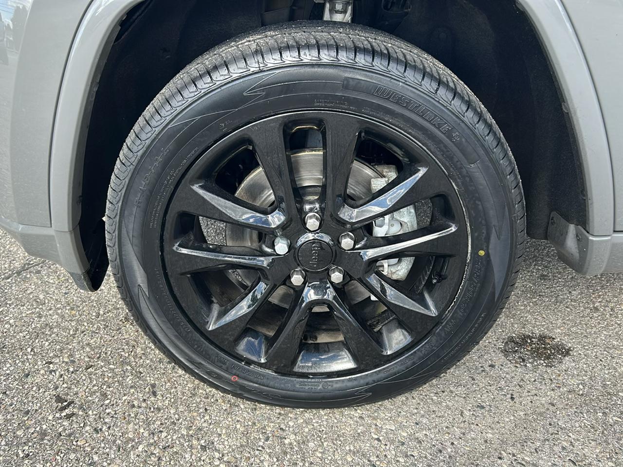 Jeep Grand Cherokee Laredo X 4x4 2021