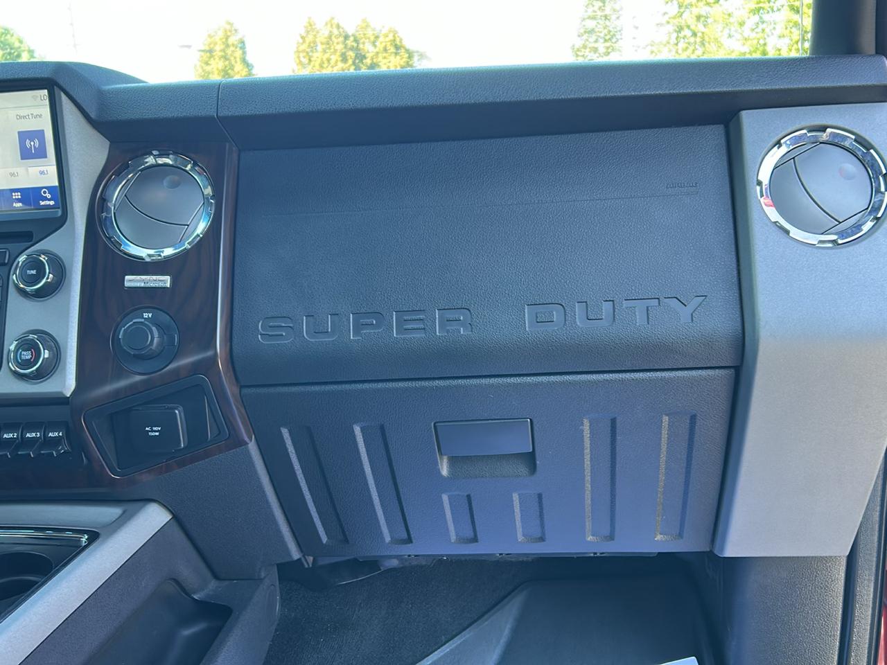 Ford Super Duty F-250 SRW 4WD Crew Cab 156" Platinum 2014