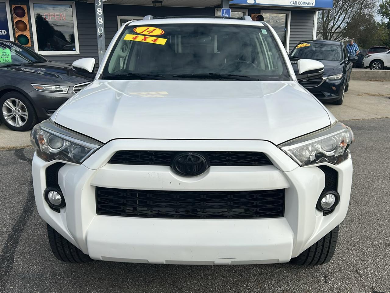 Toyota 4Runner 4WD 4dr V6 Trail Premium (Natl) 2014