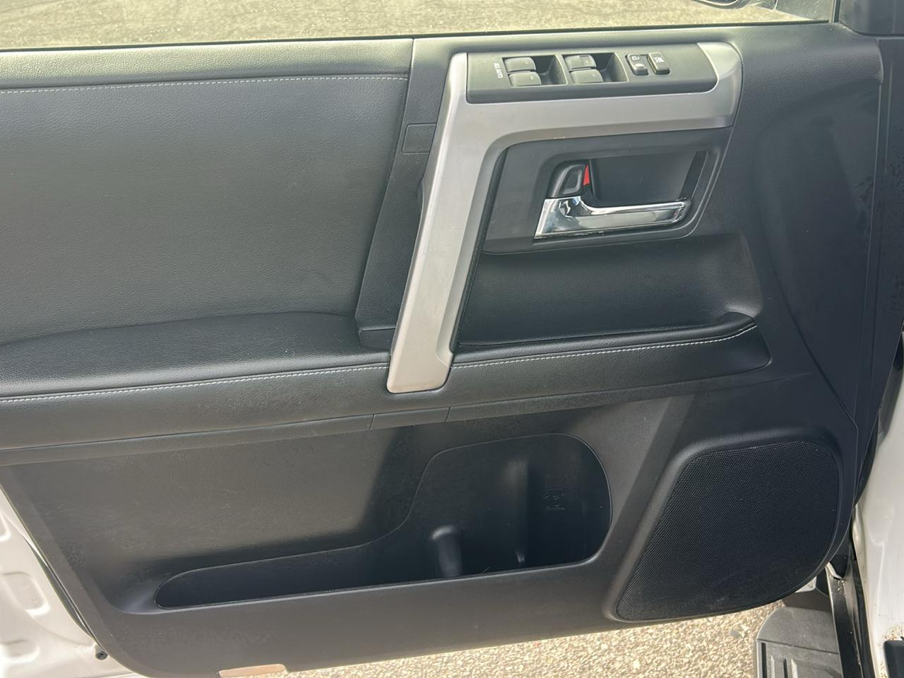 Toyota 4Runner 4WD 4dr V6 Trail Premium (Natl) 2014